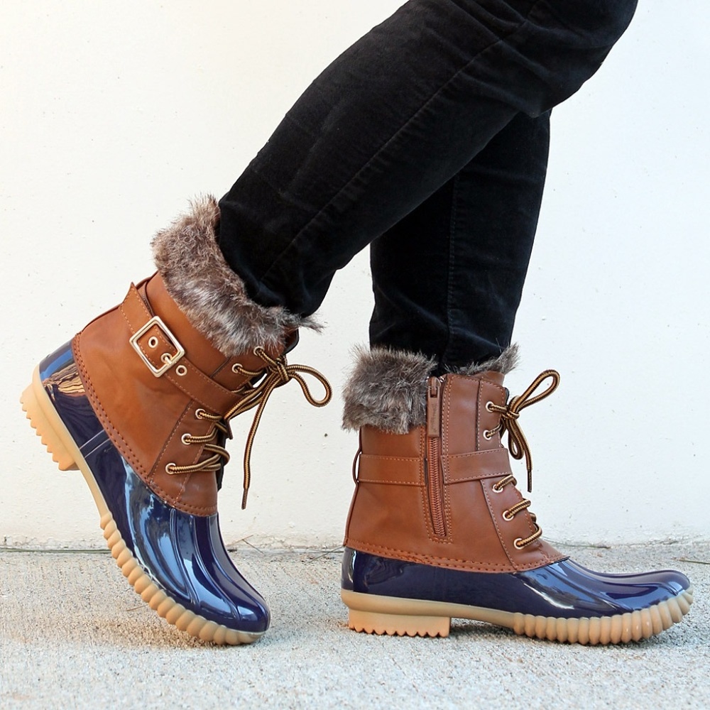 Duck-01 Faux Shearling Lace Up Women's Duck Boots